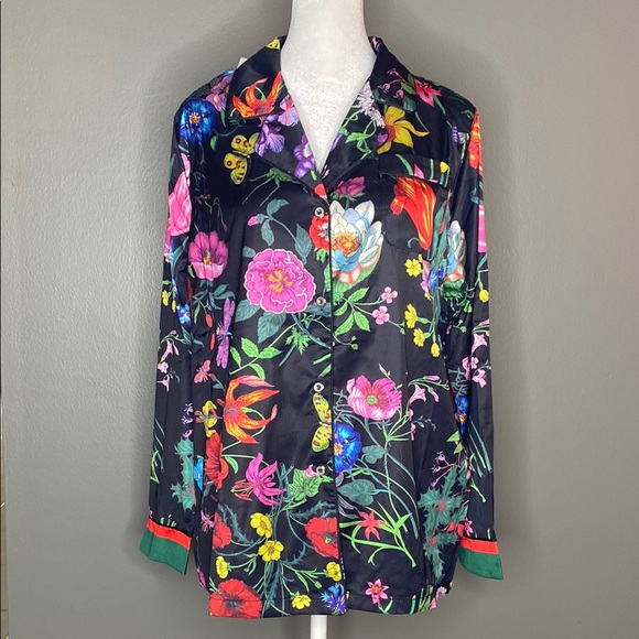 NWT! DALIA MACPHEE Floral Butterfly Satin Button-Down Pajama Style Shirt -Size M - Picture 1 of 9
